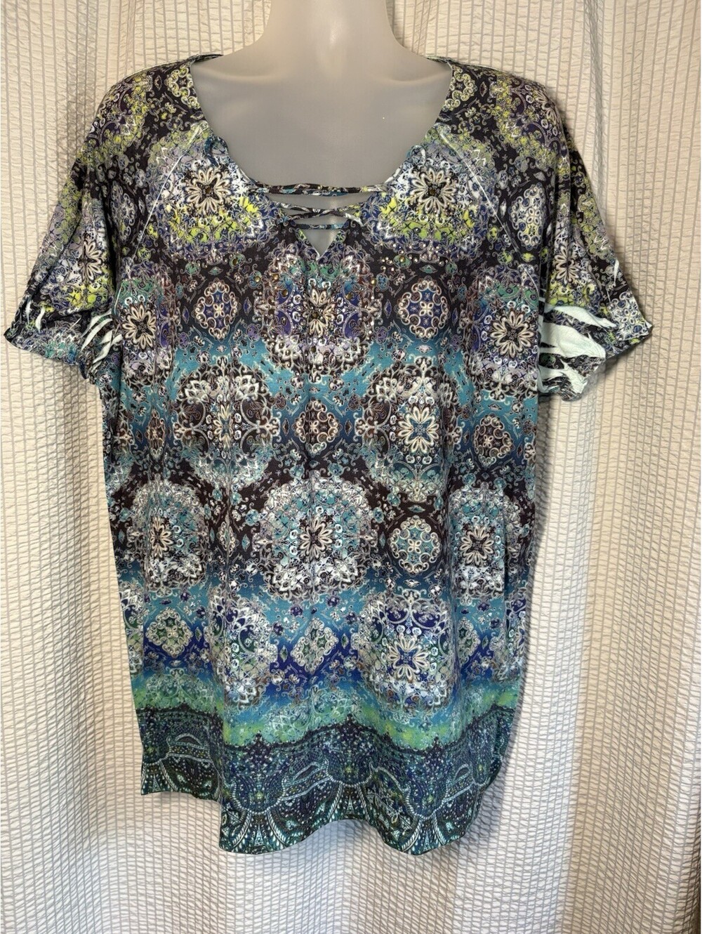 Catherines Paisley Boho Beaded V-Neck  Tunic Top Blouse 1X Purple Blue
